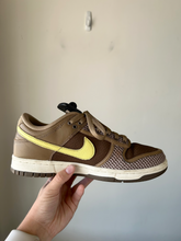 Load image into Gallery viewer, Nike Casual Shoes Womens 6.5

