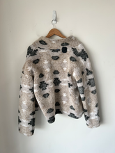 Load image into Gallery viewer, Thread &amp; Supply Outerwear Size Large
