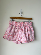 Load image into Gallery viewer, Athletic Shorts Size Small

