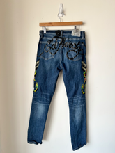 Load image into Gallery viewer, Ed Hardy Denim Size 30
