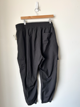 Load image into Gallery viewer, Old Navy Active Athletic Pants Size Extra Large
