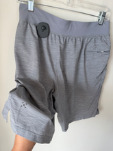 Load image into Gallery viewer, Lululemon Athletic Shorts Size Medium
