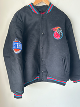 Load image into Gallery viewer, Jordan Craig Heavy Outerwear Size Extra Large
