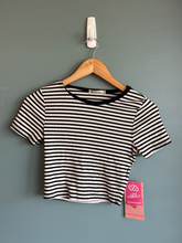 Load image into Gallery viewer, Heart And Hips T-Shirt Size Small
