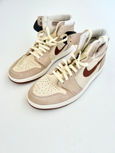Load image into Gallery viewer, Air Jordan Casual Shoes Mens 10

