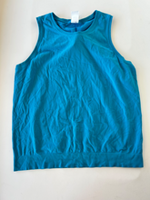 Load image into Gallery viewer, Athleta Athletic Top Size Extra Large
