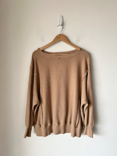 Load image into Gallery viewer, American Eagle Long Sleeve Top Size Extra Small
