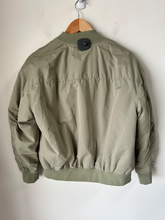 Load image into Gallery viewer, American Eagle Heavy Outerwear Size Extra Small

