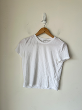 Load image into Gallery viewer, Babaton Short Sleeve Top Size Extra Small
