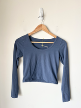 Load image into Gallery viewer, John Galt Long Sleeve Top Size Small
