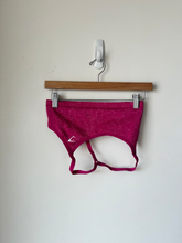 Load image into Gallery viewer, Gym Shark Sports Bra Size Medium
