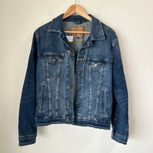 Load image into Gallery viewer, American Eagle Outerwear Size Small
