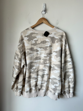 Load image into Gallery viewer, Aerie Sweatshirt Size Small
