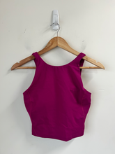 Load image into Gallery viewer, Lulu Lemon Athletic Top Size Medium
