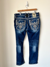 Load image into Gallery viewer, Rock Revival Denim Size 34
