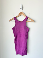 Load image into Gallery viewer, Lulu Lemon Athletic Top Size Small
