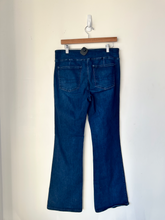 Load image into Gallery viewer, American Eagle Denim Size 7/8 (29)

