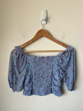 Load image into Gallery viewer, Rewind Short Sleeve Top Size Small
