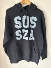 Load image into Gallery viewer, Sweatshirt Size Large
