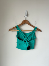 Load image into Gallery viewer, Lululemon Sports Bra Size Medium
