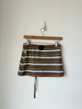 Load image into Gallery viewer, Princess Polly Short Skirt Size 3/4
