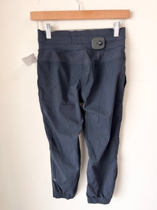 Lululemon Athletic Pants Size 2 (26)