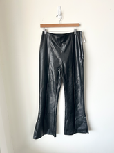 Load image into Gallery viewer, Abercrombie &amp; Fitch Pants Size Large
