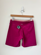 Load image into Gallery viewer, Athletic Shorts Size Extra Large
