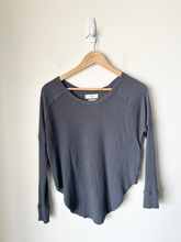 Load image into Gallery viewer, Tna Long Sleeve Top Extra Extra Small
