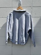 Load image into Gallery viewer, Tna Sweatshirt Size Small
