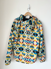 Load image into Gallery viewer, Outerwear Size Medium
