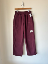 Load image into Gallery viewer, Comfrt Athletic Pants Size Medium
