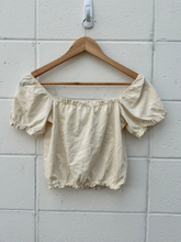 Load image into Gallery viewer, Brandy Melville T-Shirt Size Medium
