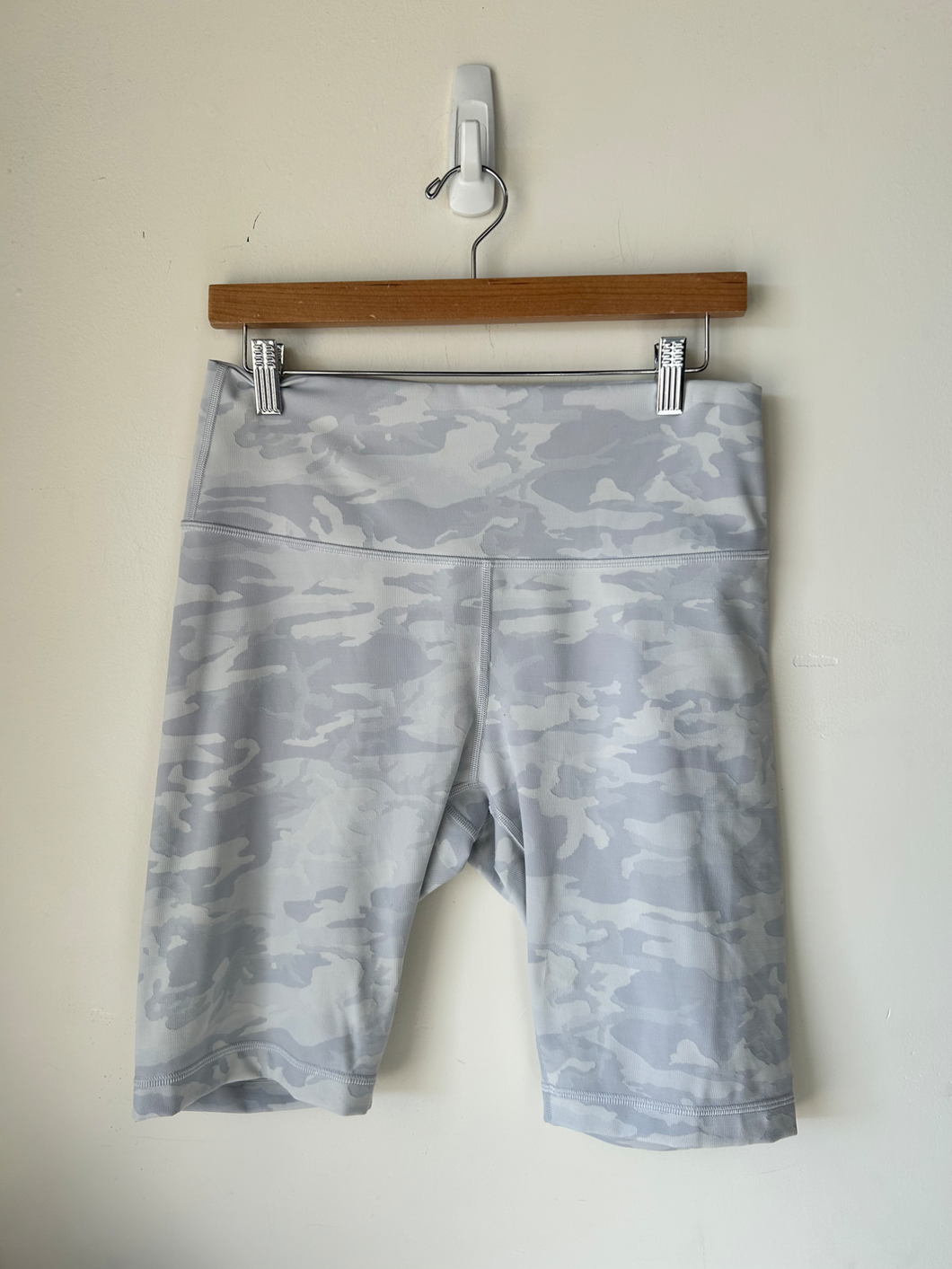 Lulu Lemon Athletic Shorts Size 11/12