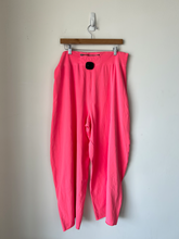 Load image into Gallery viewer, Free People Movement Athletic Pants Size Large
