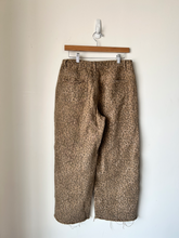 Load image into Gallery viewer, Altar'd State Pants Size 11/12 (31)
