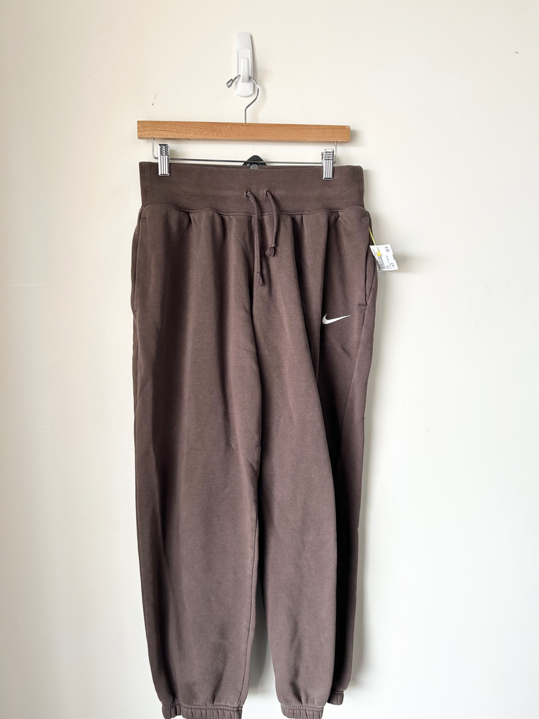 Nike Athletic Pants Size Medium