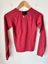 Load image into Gallery viewer, Athletic Top Size Extra Large
