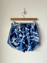 Load image into Gallery viewer, Nike Dri Fit Athletic Shorts Size Small
