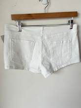 Load image into Gallery viewer, Edikted Shorts Size Medium
