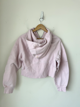 Load image into Gallery viewer, Lululemon Sweatshirt Size Extra Small

