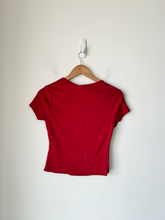 Load image into Gallery viewer, Le Lis T-Shirt Size Small
