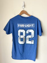 Load image into Gallery viewer, T-shirt Size Small
