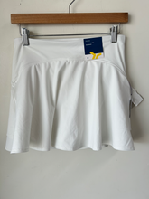 Load image into Gallery viewer, Old Navy Active Athletic Shorts Size Medium

