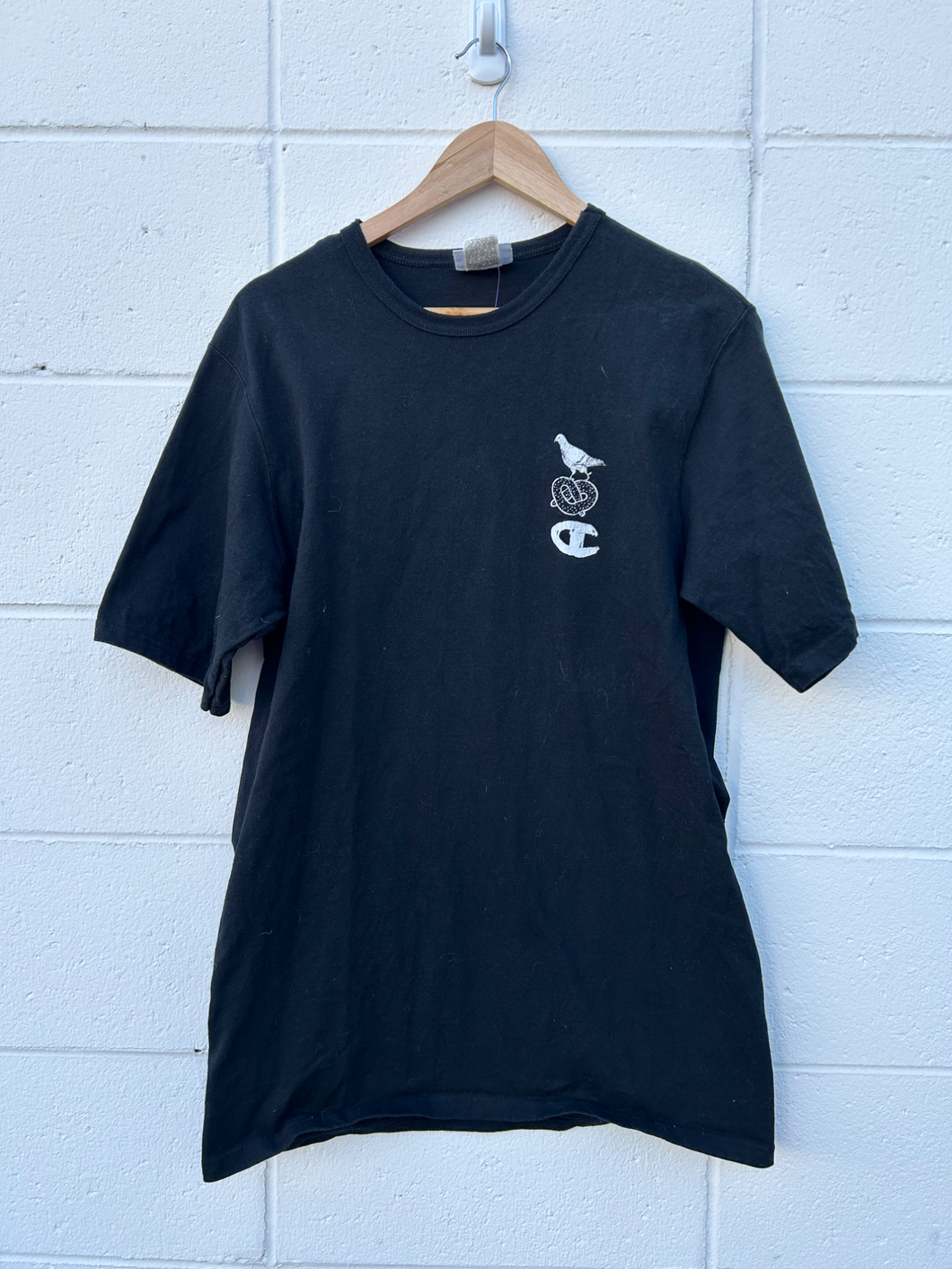 Champion T-shirt Size Large