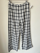 Load image into Gallery viewer, Princess Polly Pants Size Medium
