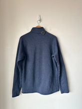 Load image into Gallery viewer, Patagonia Outerwear Size Large
