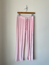 Load image into Gallery viewer, Juicy Couture Athletic Pants Size Medium
