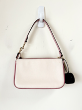 Load image into Gallery viewer, Coach Purse
