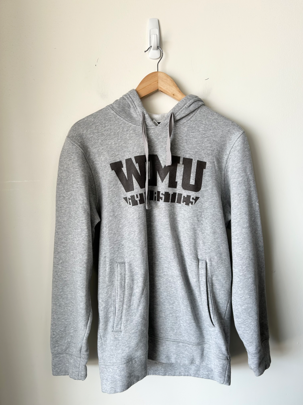 Adidas Sweatshirt Size Medium